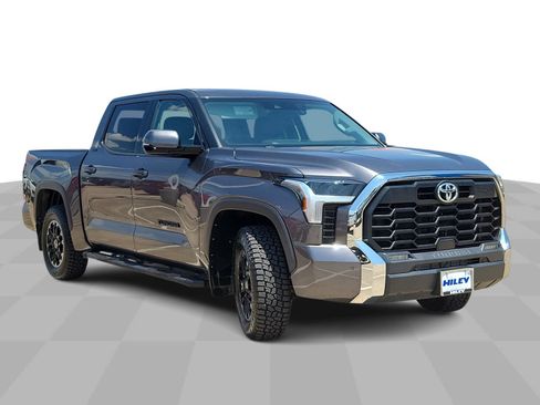 Used 2023 Toyota Tundra SR5 w/ TRD Off-Road Premium Package RWD image 2