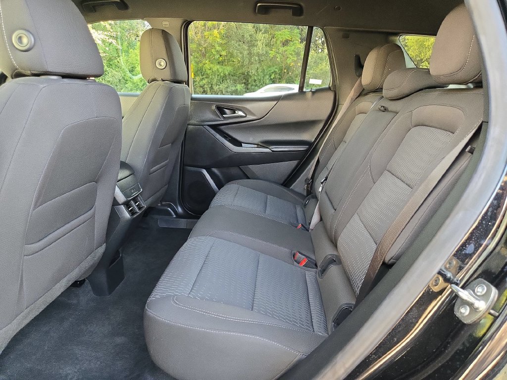 Used 2026 Chevrolet Equinox LT FWD image 28