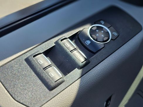 Used 2017 Ford F250 XLT w/ XLT Value Package image 23