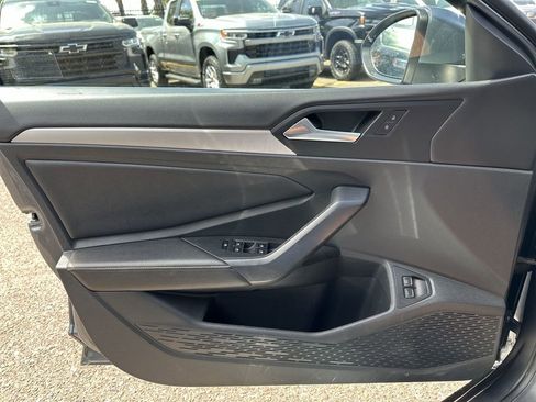 Used 2024 Volkswagen Jetta S image 29