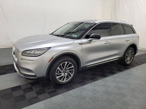 Used 2021 Lincoln Corsair AWD w/ Equipment Group 101A image 2