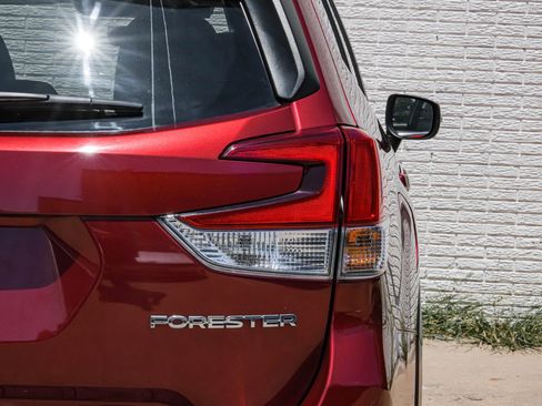 Used 2023 Subaru Forester Limited w/ Popular Package #2 image 42