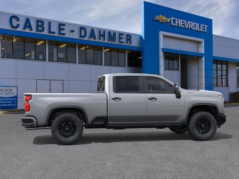 New 2026 Chevrolet Silverado 2500 ZR2 AWD/4WD image 5