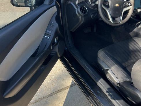 Used 2015 Chevrolet Camaro LS RWD image 11
