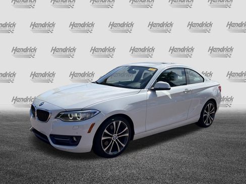 Used 2017 BMW 230i xDrive Coupe AWD/4WD image 5