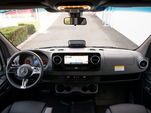 New 2025 Mercedes-Benz Sprinter 2500 image 16