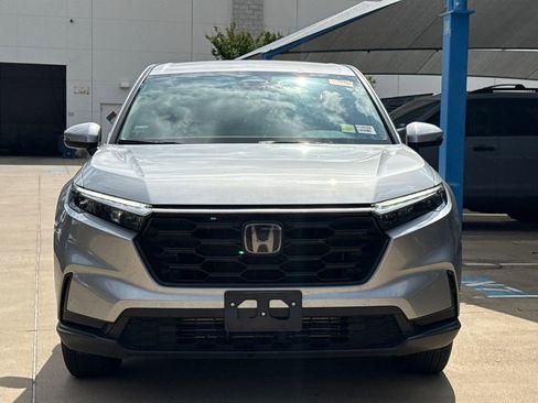 Used 2023 Honda CR-V LX image 3