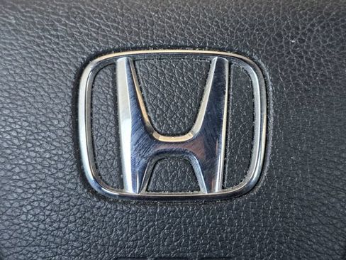 Used 2019 Honda Civic EX image 11