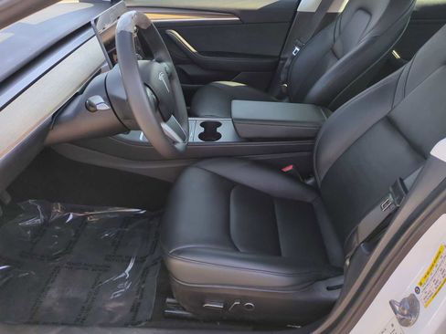 Used 2021 Tesla Model 3 Standard Range Plus image 15