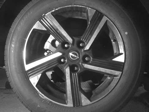 Used 2025 Nissan Sentra SV image 15