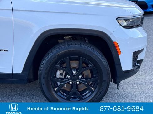 Used 2024 Jeep Grand Cherokee L Laredo image 41