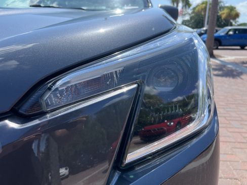 Used 2022 Subaru Forester AWD/4WD image 6