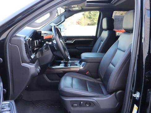 Used 2023 Chevrolet Silverado 1500 LT Trail Boss w/ LT Trail Boss Premium Package image 24