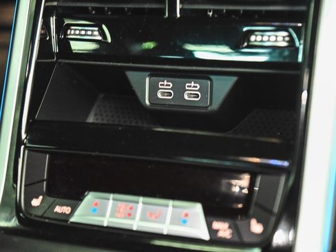 Used 2023 BMW M8 Gran Coupe xDrive Competition w/ M Carbon Exterior Package image 40