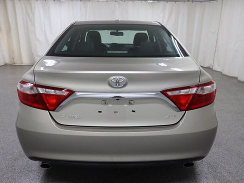 Used 2015 Toyota Camry XLE FWD image 5