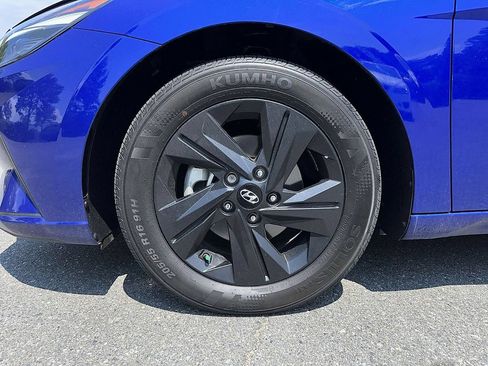 Used 2023 Hyundai Elantra Blue FWD image 11