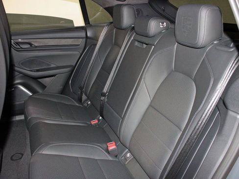 Certified 2025 Porsche Macan Turbo Electric image 36