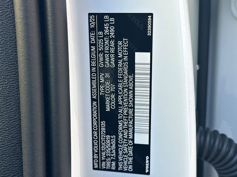 New 2026 Volvo XC40 B5 Plus w/ Protection Package Premier image 34