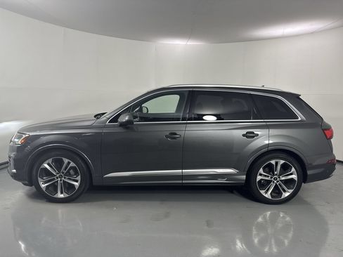 Used 2023 Audi Q7 3.0T Prestige w/ Prestige Package AWD/4WD image 2