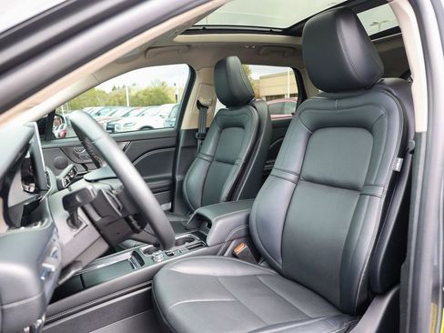 Used 2025 Lincoln Corsair Grand Touring w/ Jet Appearance Package AWD/4WD image 33