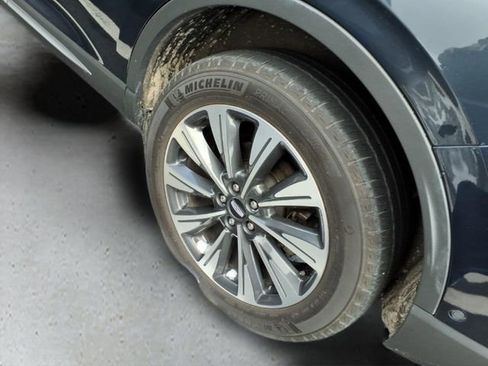 Used 2022 Lincoln Corsair Reserve w/ Equipment Group 201A image 18