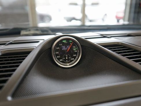 Used 2010 Porsche Panamera S image 36