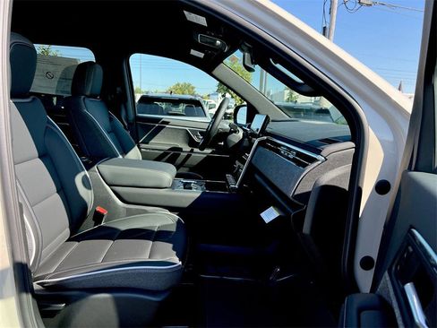 New 2026 GMC Sierra EV Elevation image 20