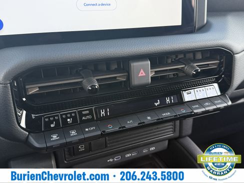 Used 2024 Toyota Land Cruiser image 17