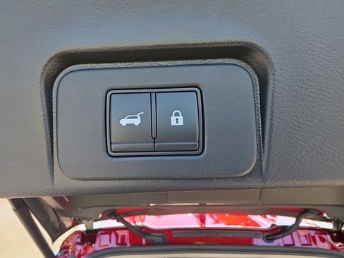 Used 2021 Nissan Rogue SL FWD image 30