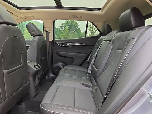 Used 2021 Buick Envision Essence w/ Technology Package I AWD/4WD image 21