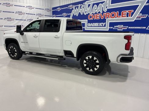 Used 2020 Chevrolet Silverado 2500 LT w/ All Star Edition AWD/4WD image 4