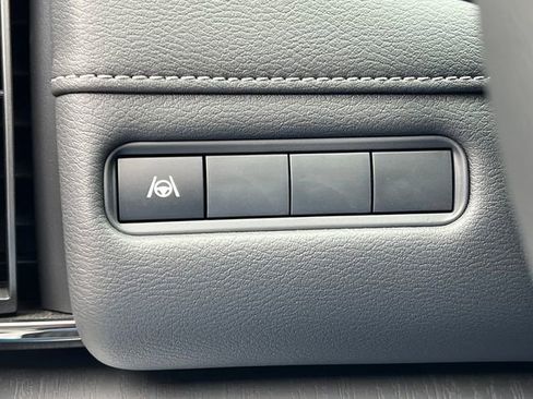 New 2026 Nissan Armada SV image 12