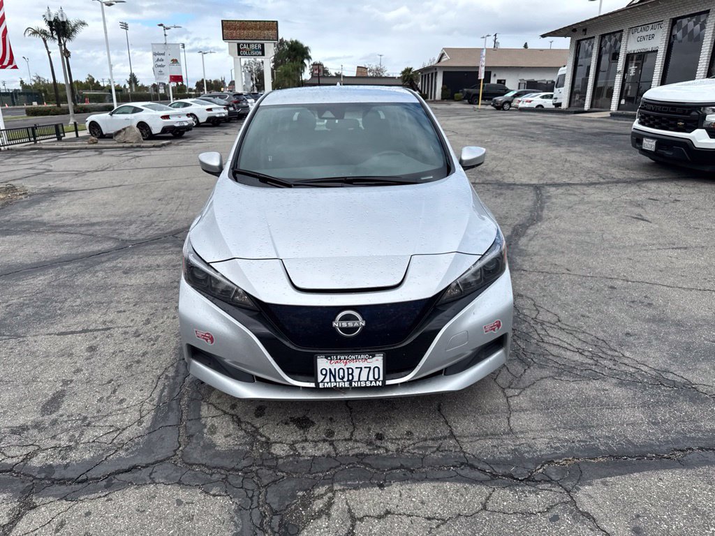 Used 2025 Nissan Leaf S FWD image 2