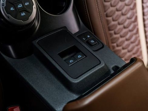 Used 2022 Ford Bronco Wildtrak image 67