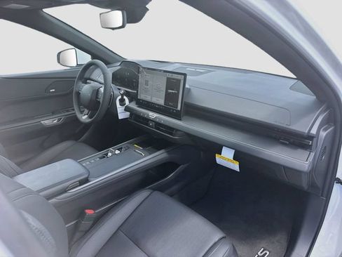 New 2026 Lexus ES 350h FWD image 13