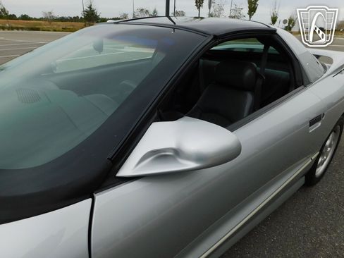 Used 1997 Pontiac Firebird Trans Am image 37