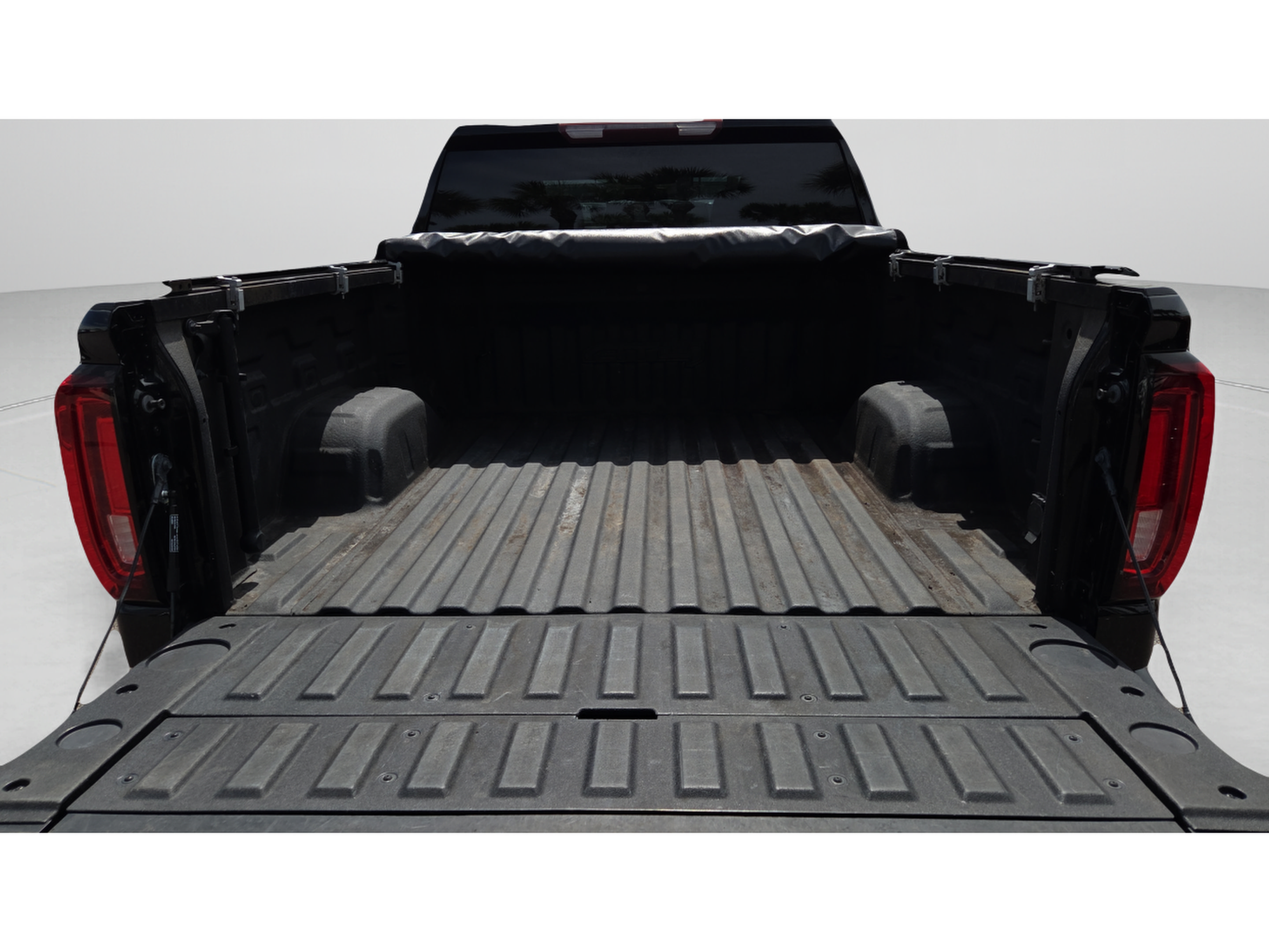 Used 2021 GMC Sierra 1500 AT4 w/ Driver Alert Package I AWD/4WD image 9