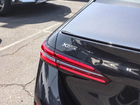 New 2026 BMW 550e xDrive image 13