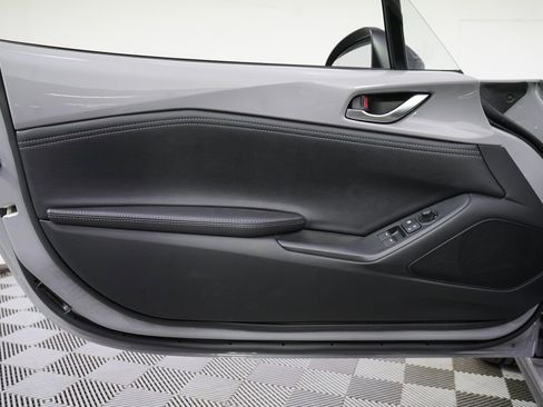 New 2026 MAZDA MX-5 Miata Club w/ Interior Package RWD image 23
