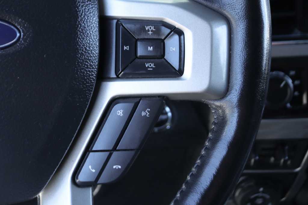 Used 2022 Ford F350 Lariat w/ Tremor Off-Road Package AWD/4WD image 46