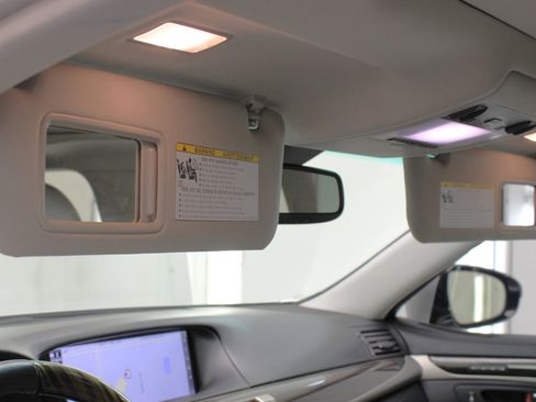 Used 2016 Lexus LS 460 image 70