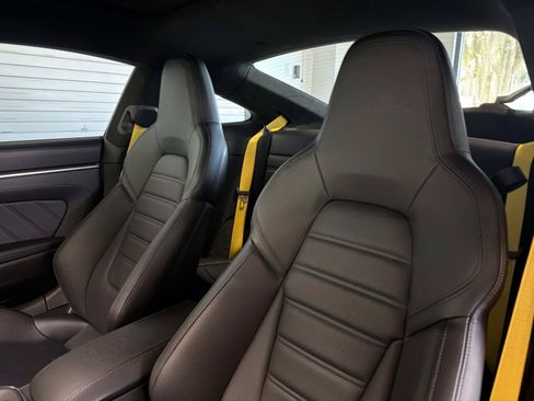 Used 2022 Porsche 911 GT3 RS AWD/4WD image 5