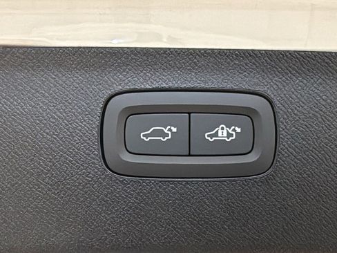 New 2026 Volvo XC90 T8 Ultra w/ Protection Package AWD/4WD image 31