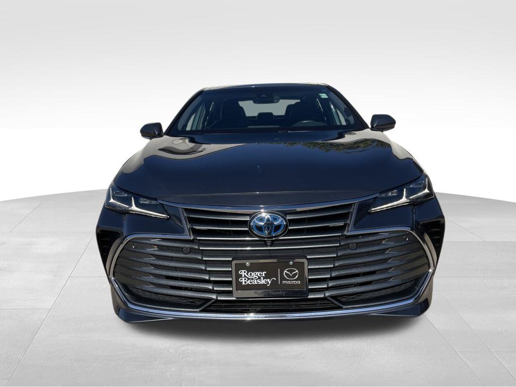 Used 2021 Toyota Avalon Limited w/ Advanced Safety Package FWD image 2
