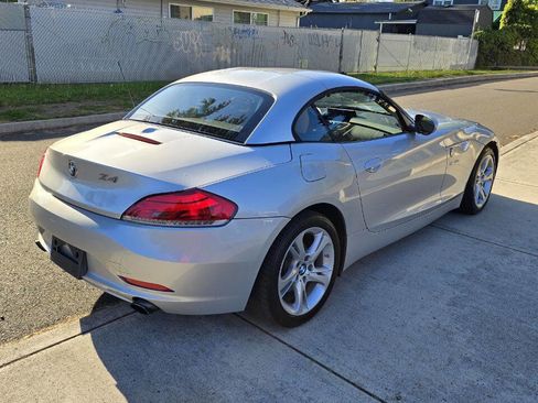 Used 2011 BMW Z4 sDrive35i image 5