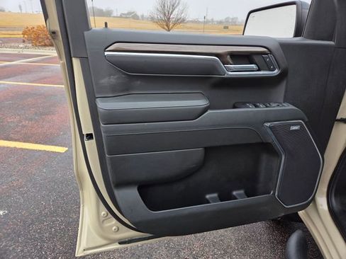 Used 2022 Chevrolet Silverado 1500 LT Trail Boss w/ Convenience Package II image 15