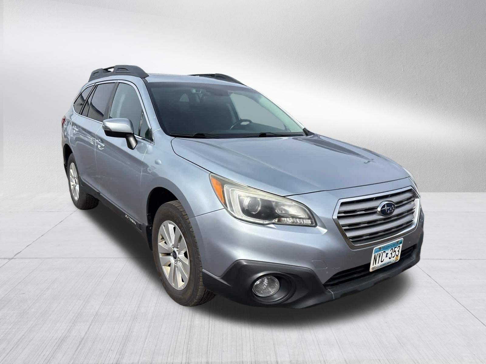 Used 2016 Subaru Outback 2.5i Premium AWD/4WD image 3