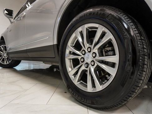 Used 2020 Cadillac XT5 Premium Luxury image 36