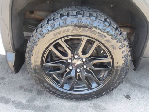 Used 2020 GMC Sierra 1500 Elevation w/ Elevation Value Package AWD/4WD image 7