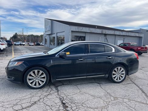 Used 2013 Lincoln MKS AWD image 6
